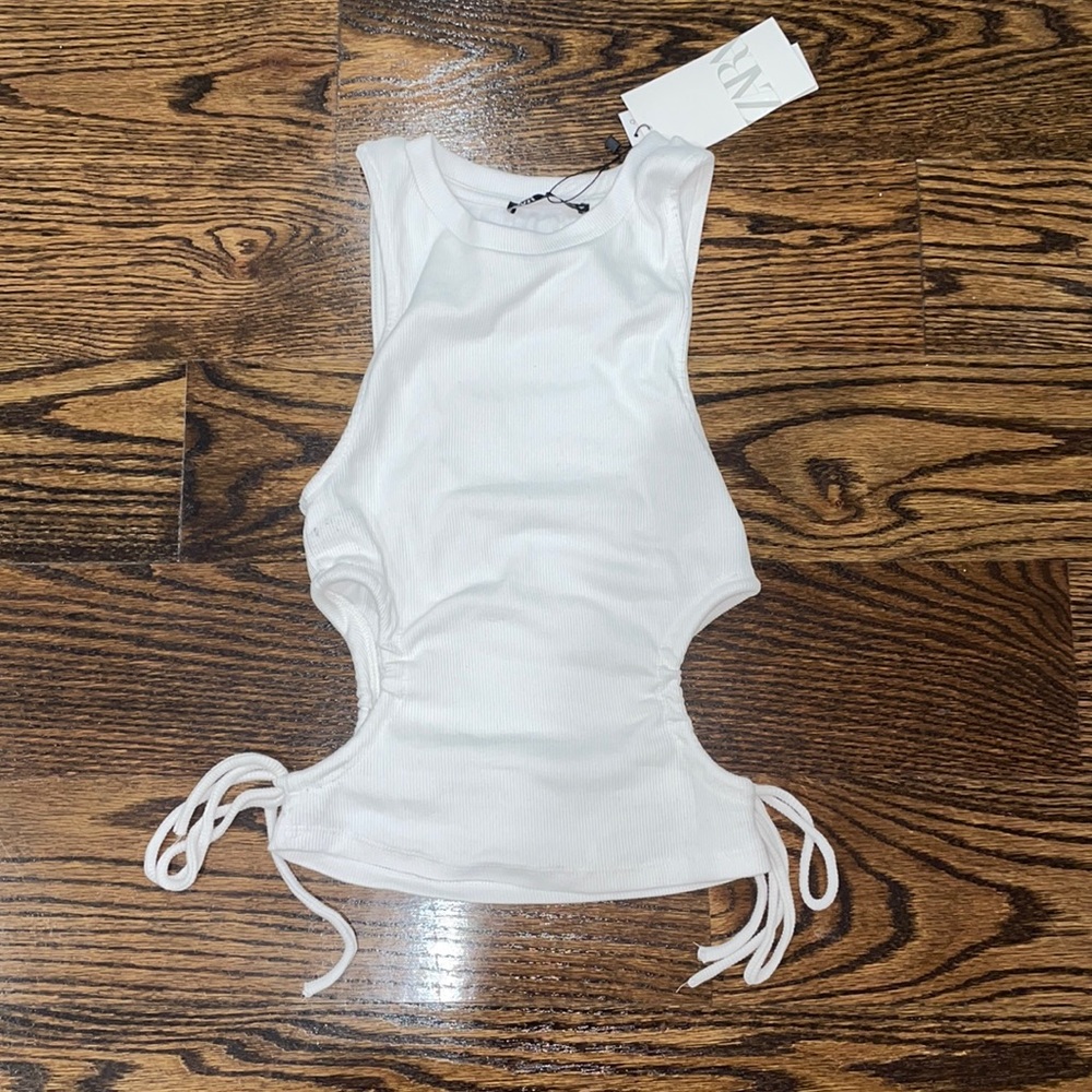 Zara cut out top